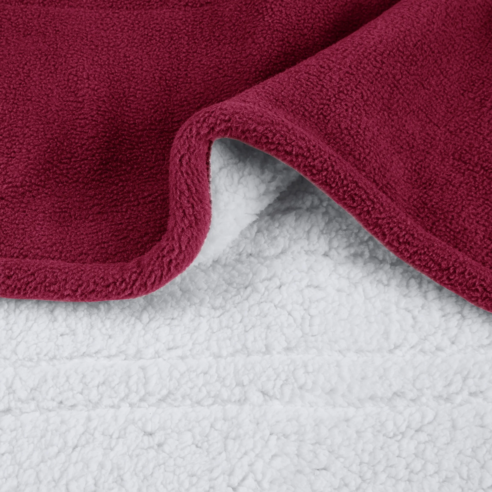 Serta Freya AZ Fleece to Sherpa 1-Piece Berry Red Reversible Fast Heating Throw, 50x60