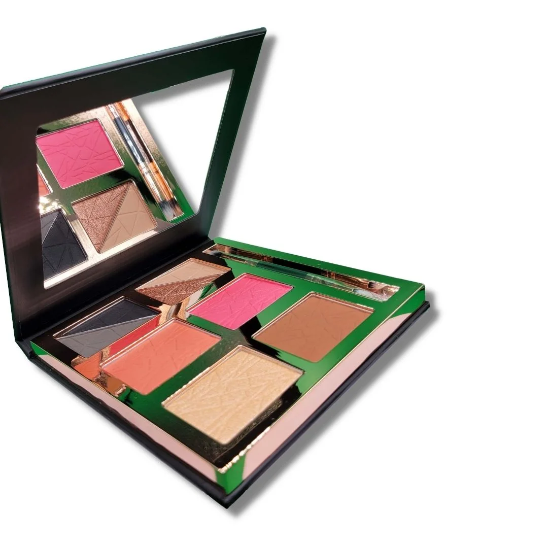 YANY Beauty Luxe Light & Loaded Multi-Use Palette | 4-in-1, Eyeshadow, Blush, Contour, Highlight | Includes Mirror and Dual Brush