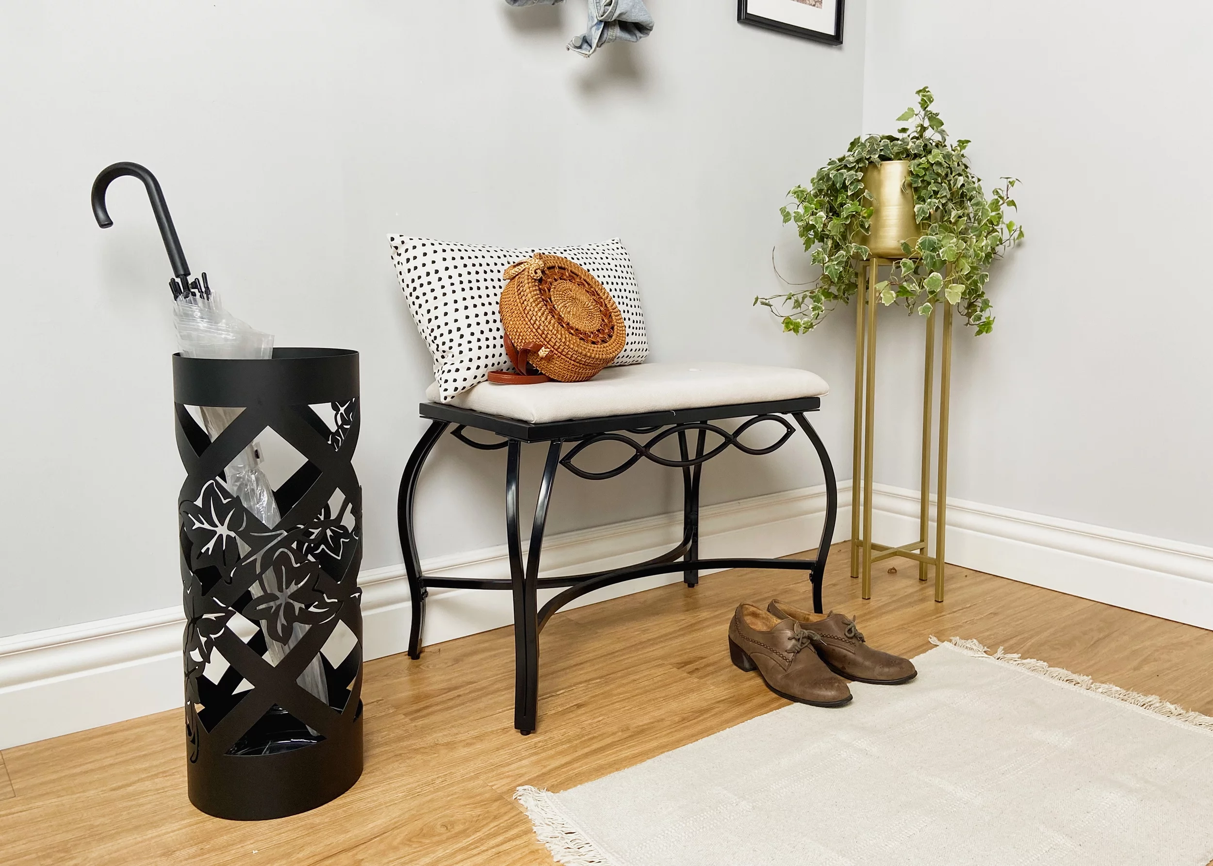 Mango Steam Black  Ivy Metal Umbrella Stand for Entryway & Living Room