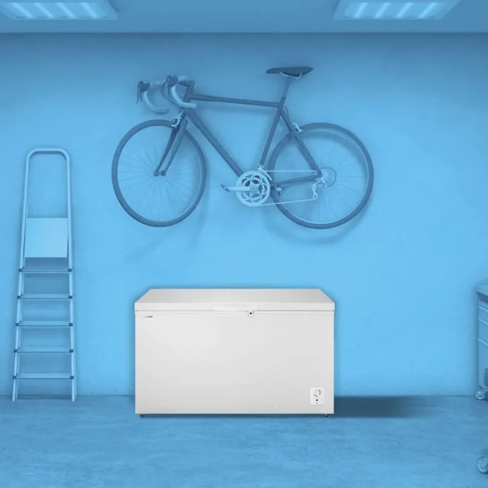 Element ECF15MDCW 14.7 Cu. Ft. White Chest Freezer