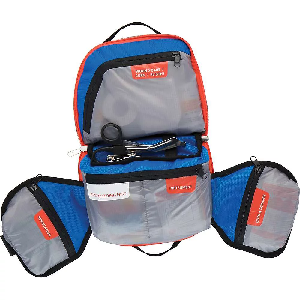Adventure Medical Kits Mountain Explorer Kit