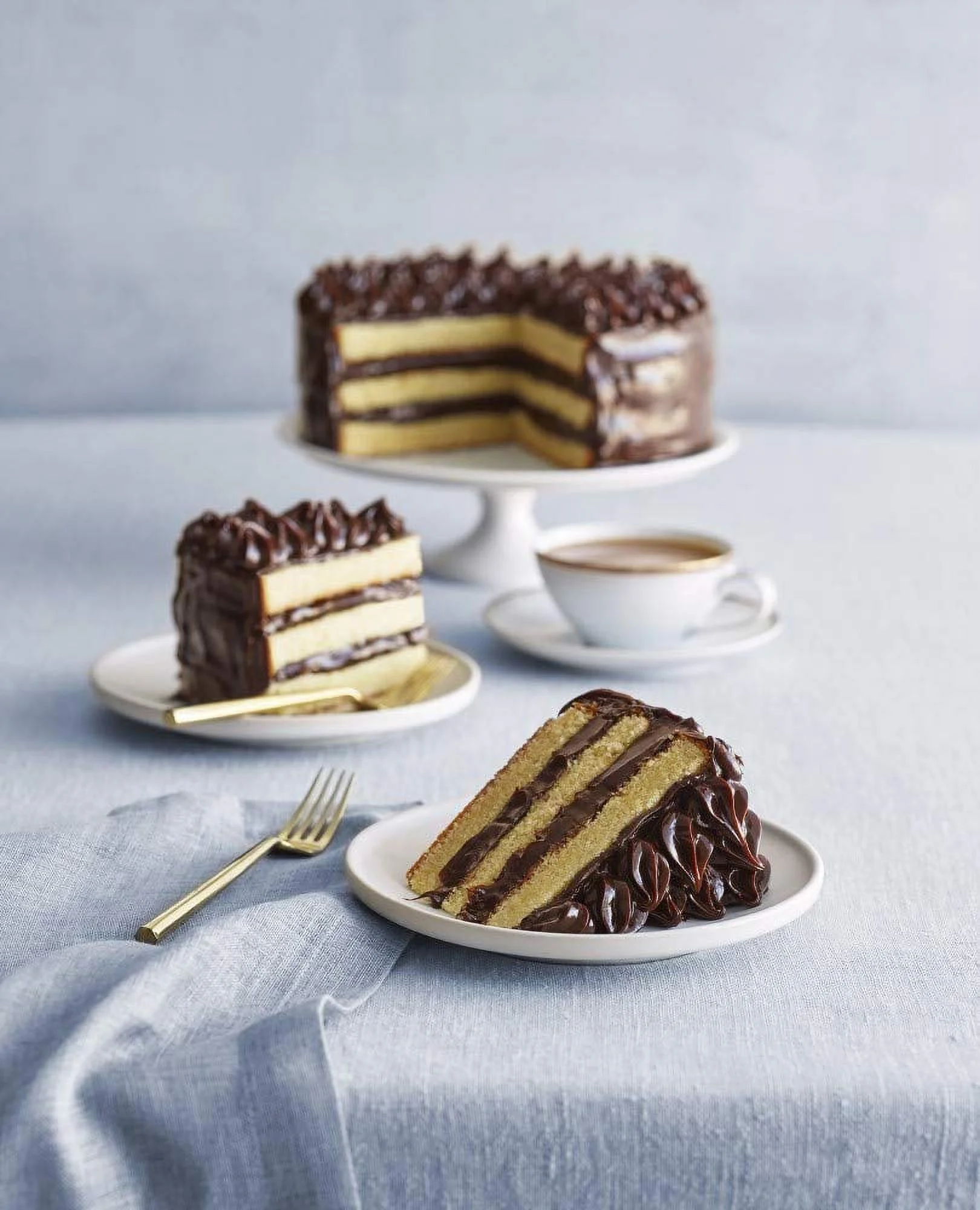 Ghirardelli Chocolate Sweet Ground Chocolate & Cocoa Beverage Mix, 48-Ounce Canister