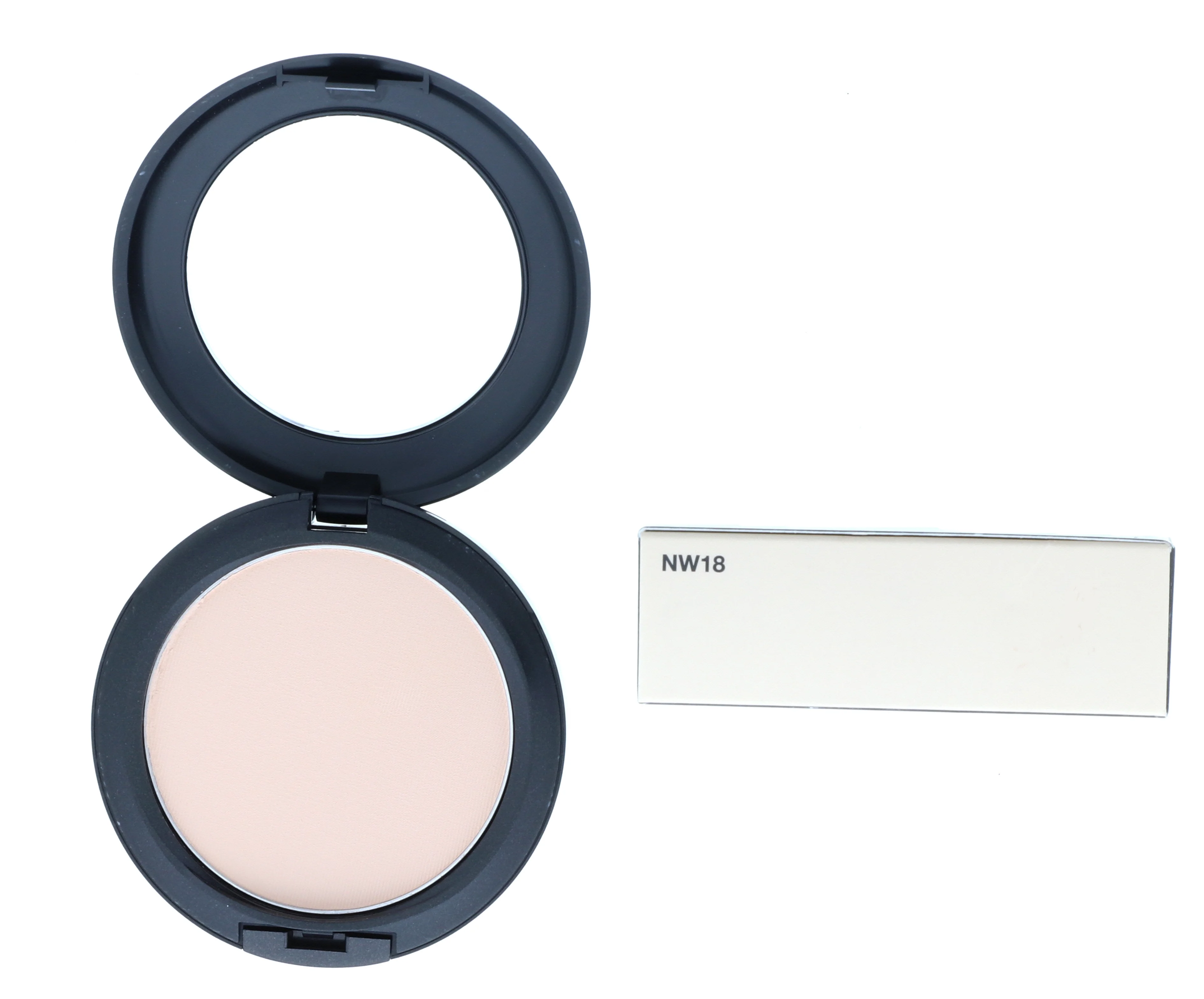 MAC Studio Fix Powder Plus Foundation NW18