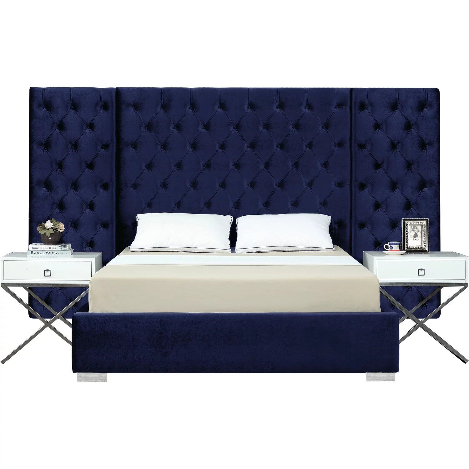 Homestock Mediterranean Magic Navy Velvet King Bed