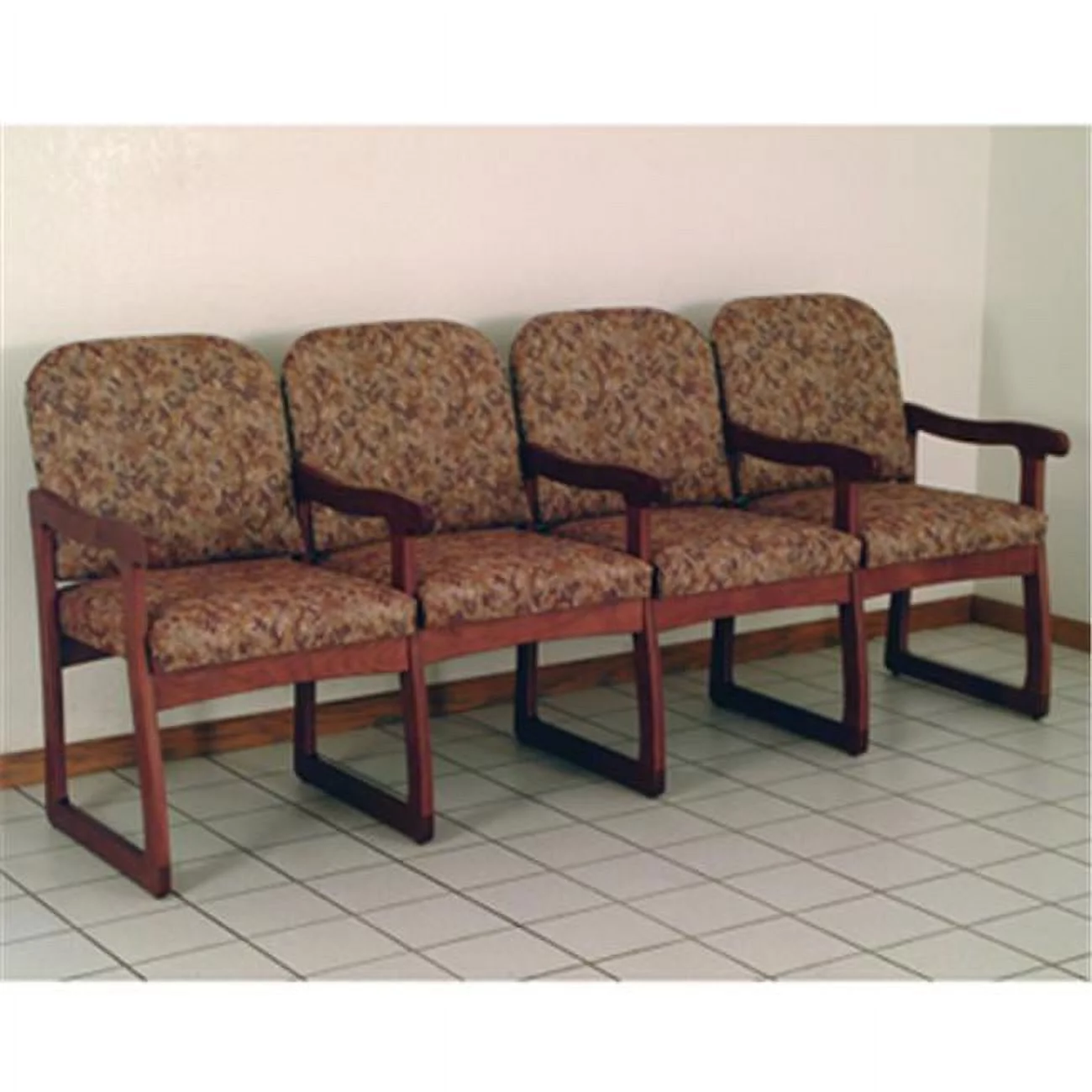 Wooden Mallet DW7-4MHWR Prairie Four Seat Chair with Center Arms in Mahogany - Watercolor Rose