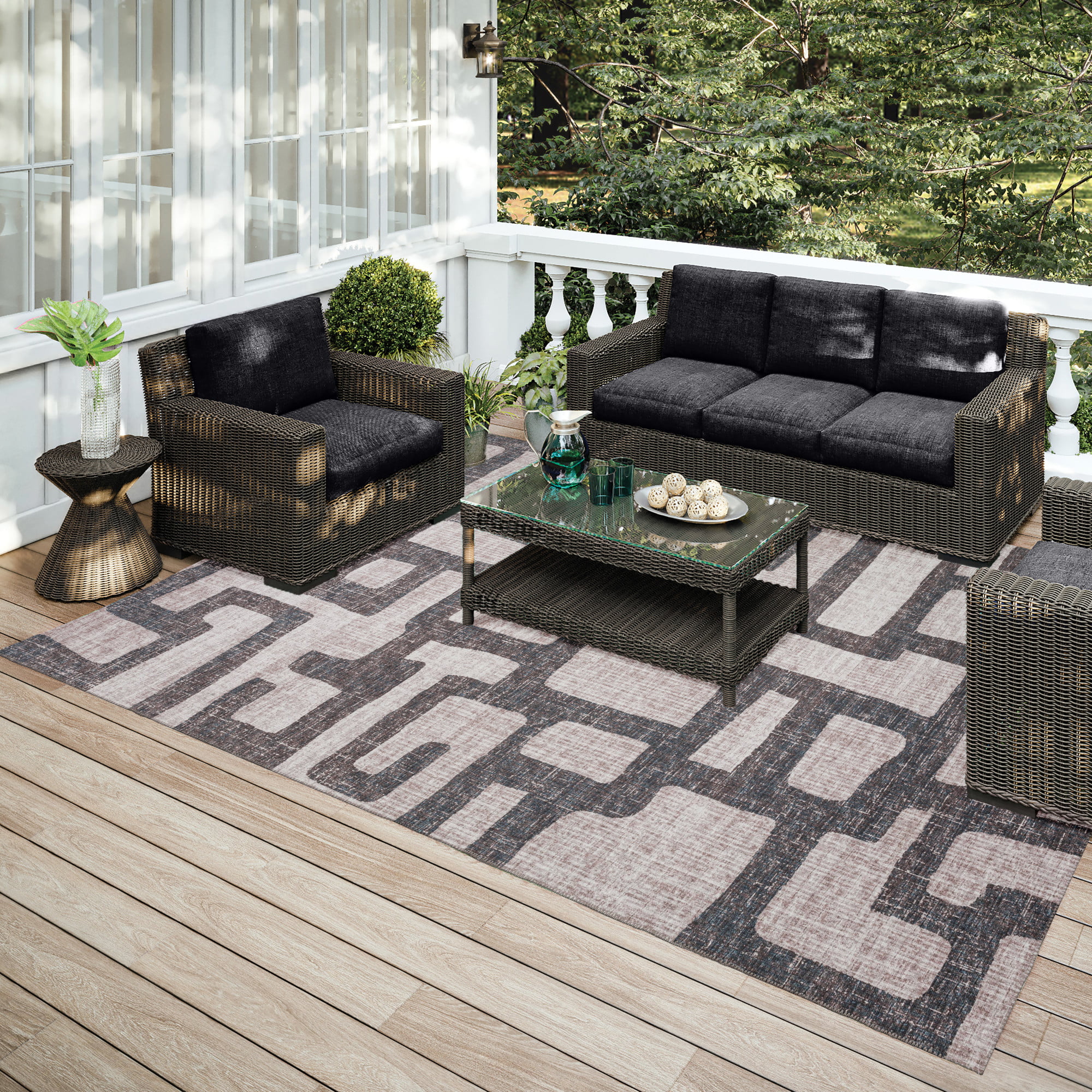 Yuma Indoor/Outdoor Grey Cobblestone 10' x 14' Non-Skid Area Rug