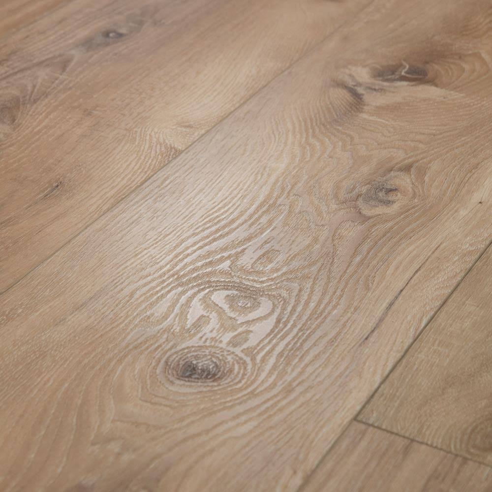 Cali Longboards Vinyl Pro Seaboard Oak 9-in x 70.87-in Waterproof Interlocking Luxury Vinyl Plank Flooring (26.62-Sq ft) in Brow