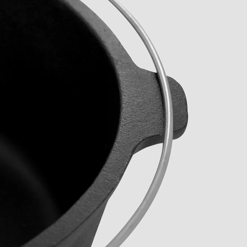 Cook Pro 6 qt. Round Cast Iron Dutch Oven in Black with Lid