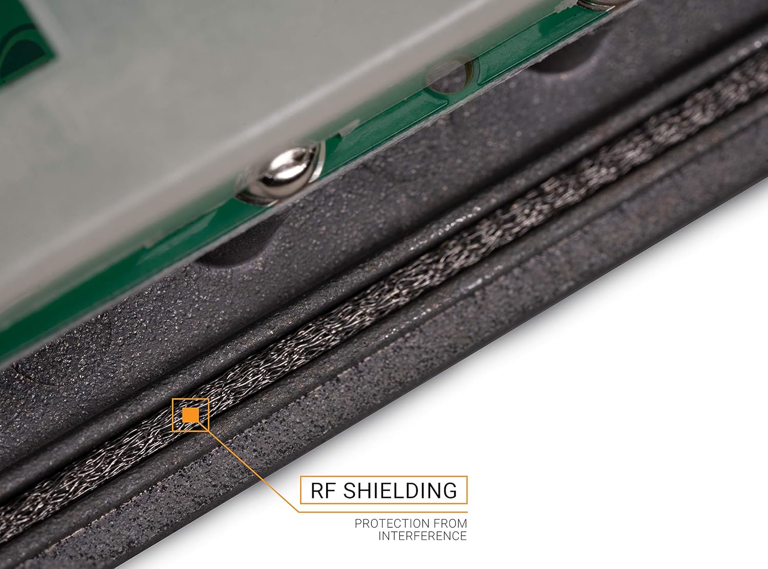 Channel Master CM-7777V3 Titan 2 High Gain TV Antenna Preamplifier [Version 3]