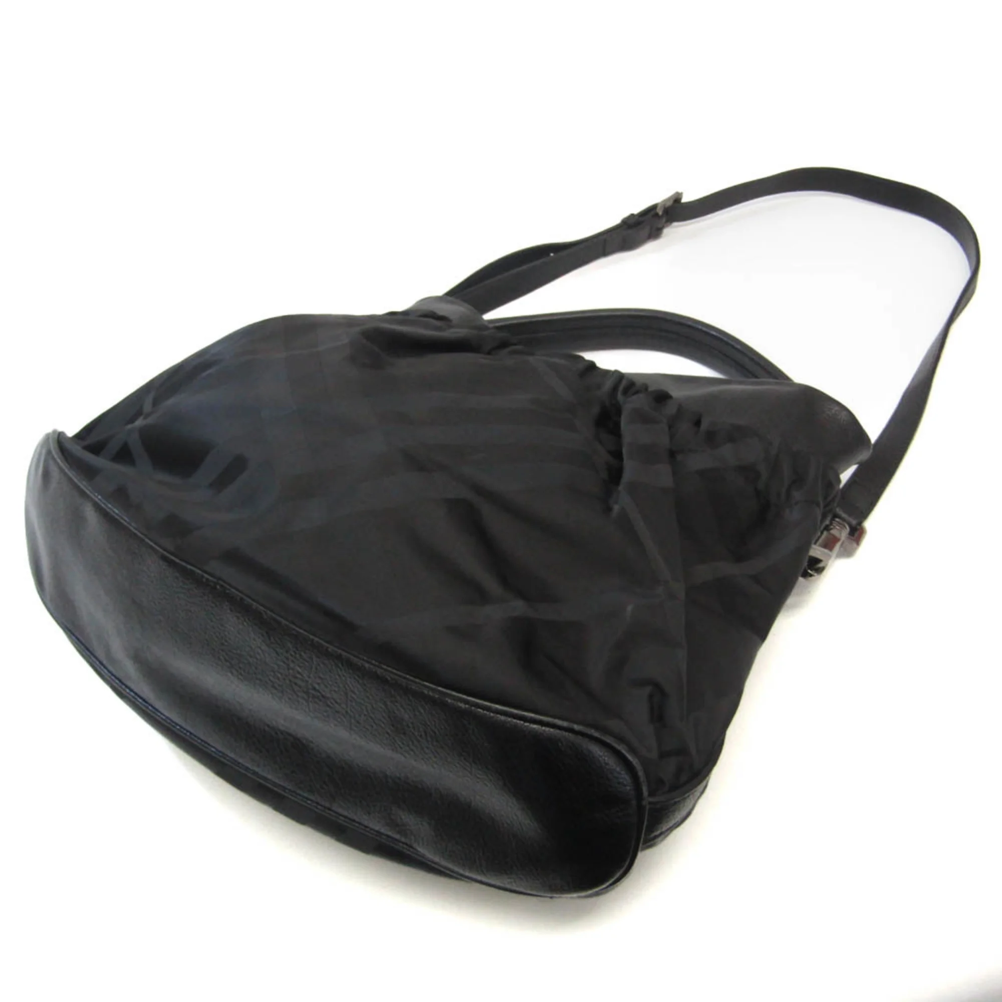 Pre-Owned Burberry Women's Leather,Nylon Handbag,Shoulder Bag Black (Good)