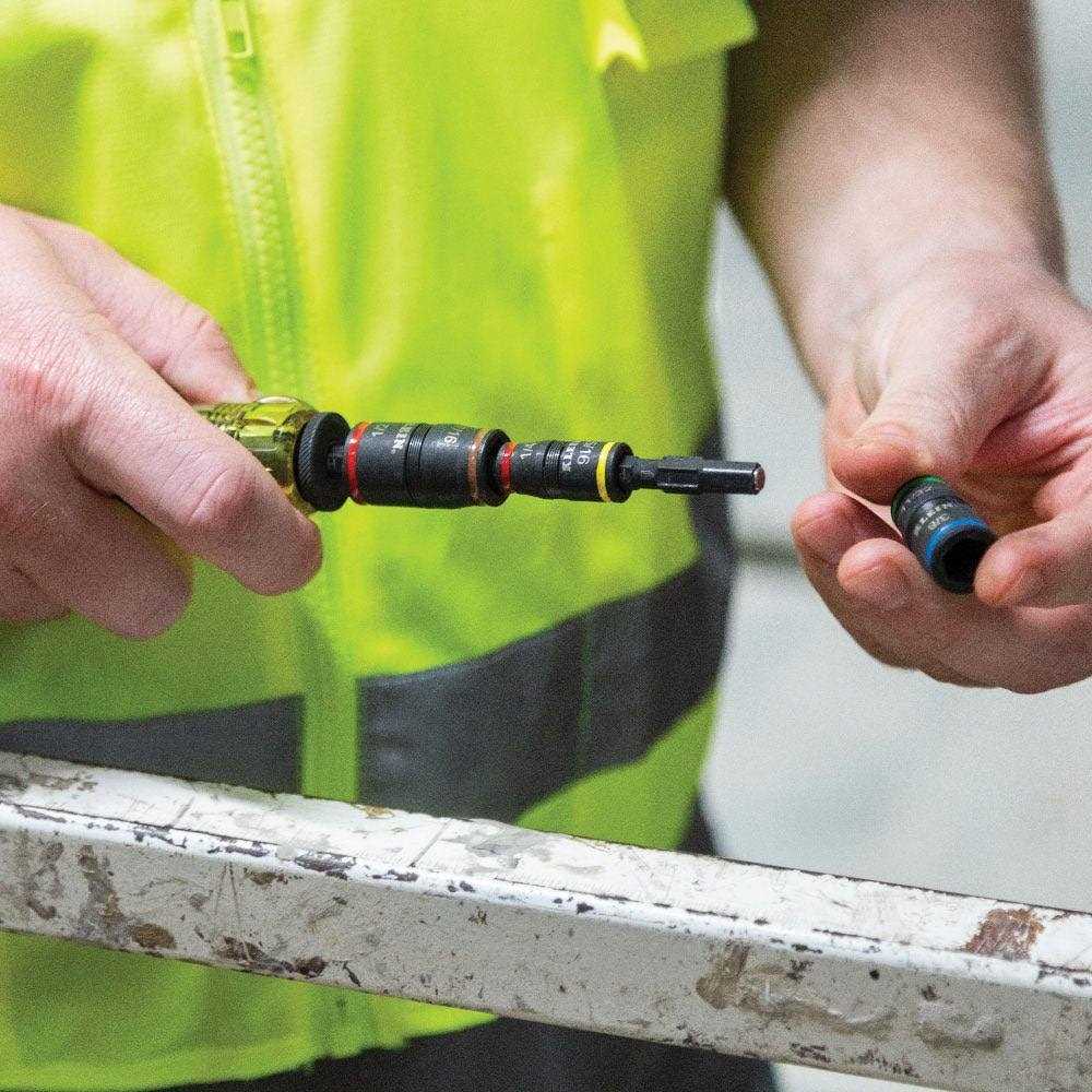 Klein Tools 32900 7 in 1 Impact Flip Socket with Handle