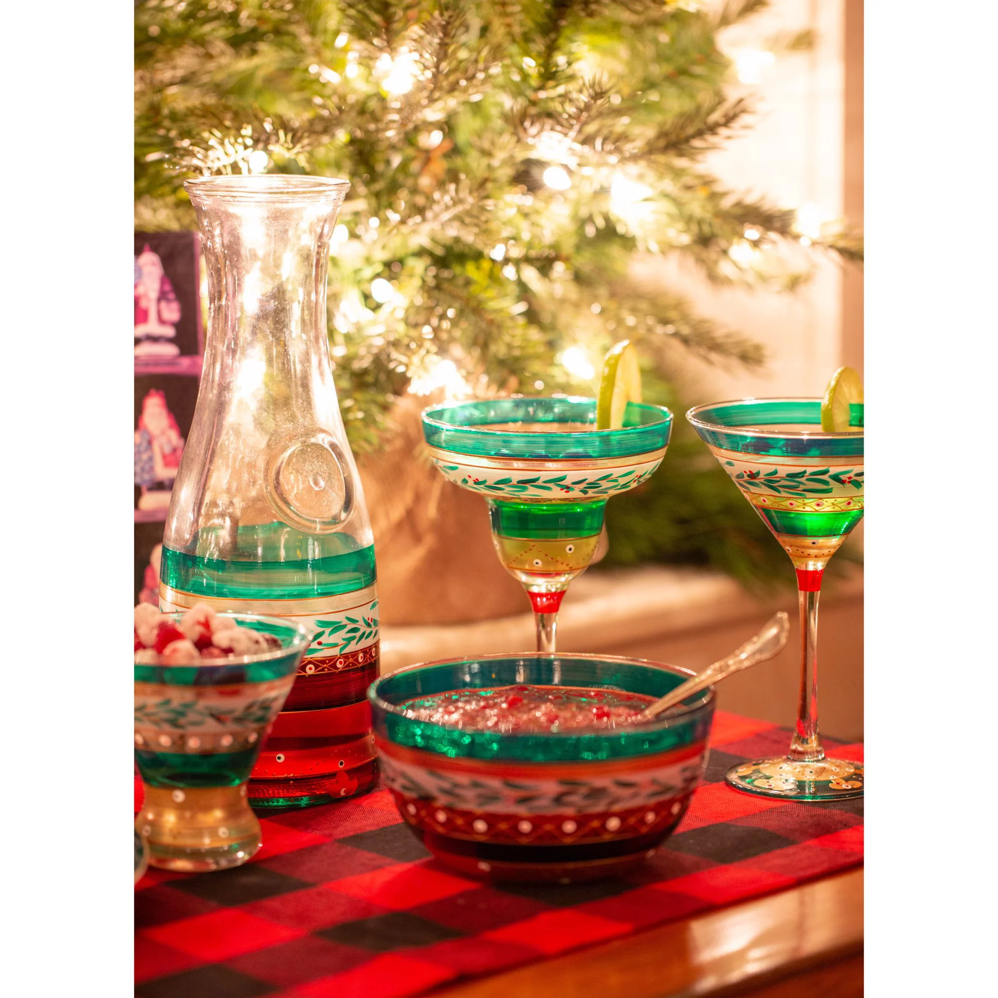 Crafted Creations Set of 2 Green Mosaic Christmas Garland Hand Painted Margarita Drinking Glasses 7