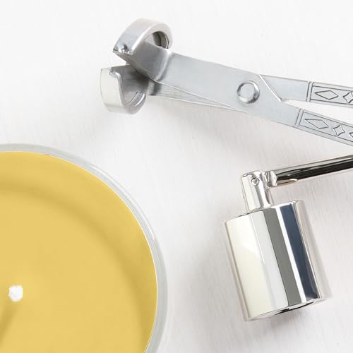 Yankee Candle Sugared Cinnamon Apple, Scented Candle, 22oz Large Jar with up to 150 Hour Burn Time, Giftable