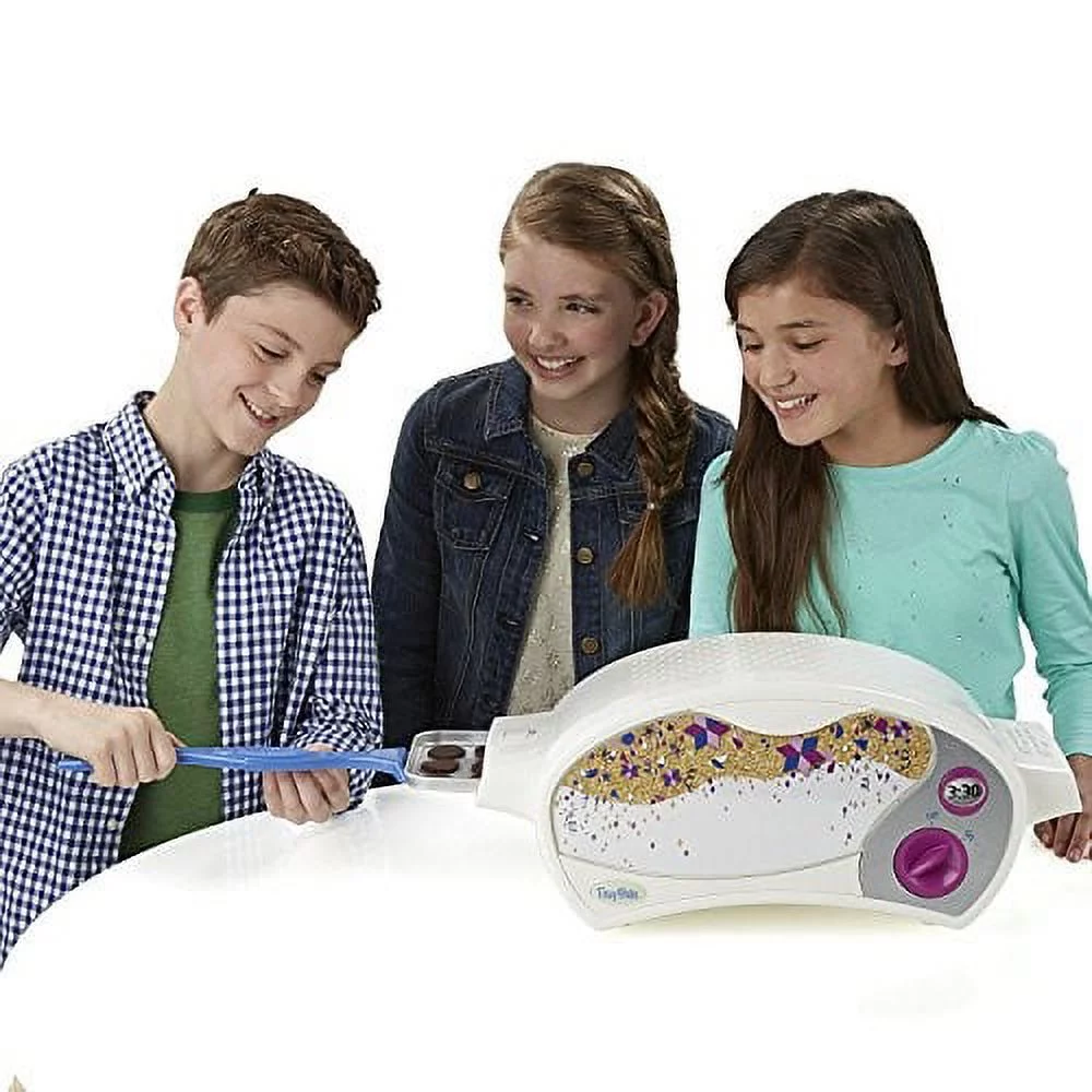 Easy Bake Oven + Star Edition Ultimate Super Pack Refill Set.