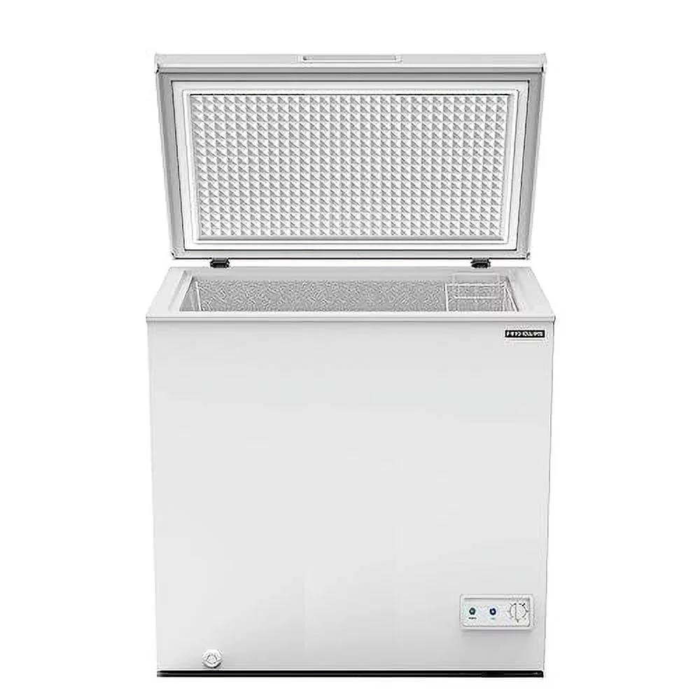 7.0 Cu. ft. Chest Freezer, EFRF7003, White