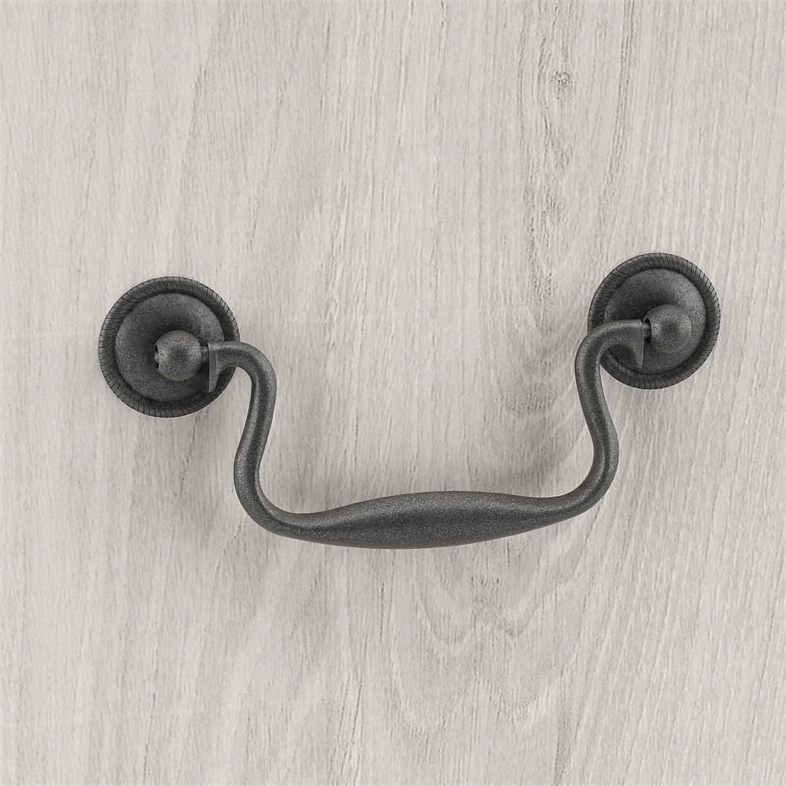 Scranton & Co Furniture Traditional Wood Executive Desk with Drawers in White