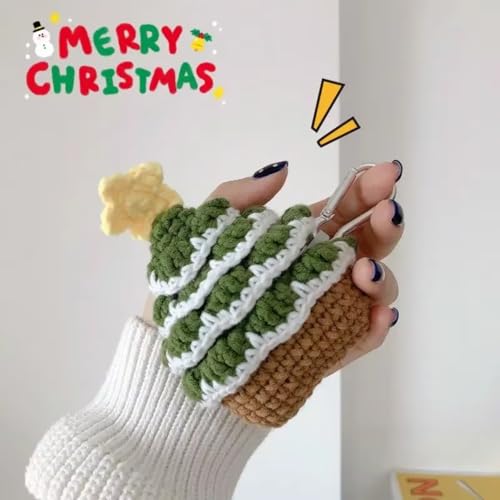 Handmade Christmas Tree Protective Case for AirPods, Hand-Crocheted Festive Design with Snow Trim & Star, Snug Fit Charging Port Access, Cute (Green,for Airpods Pro2)