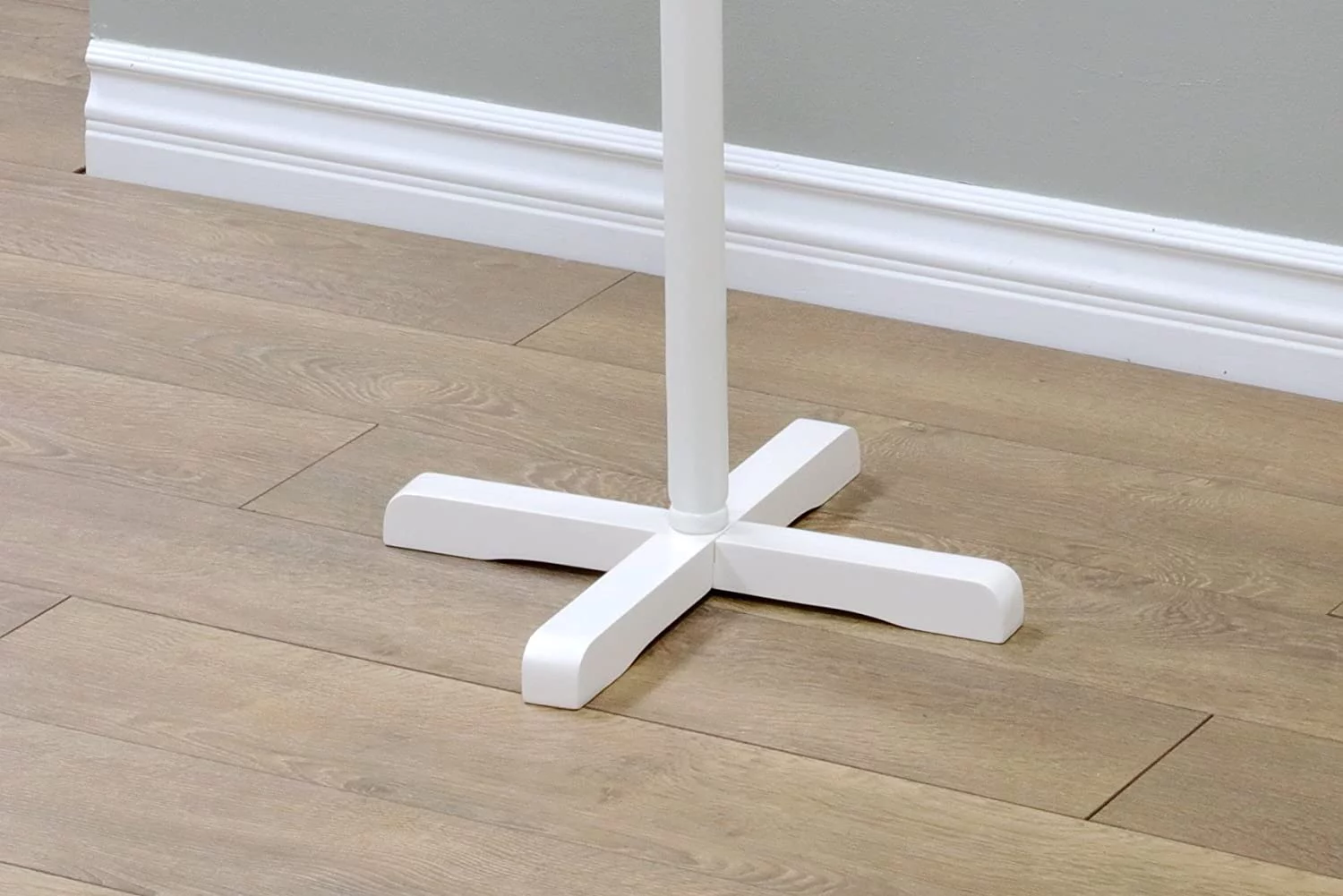 Frenchi Home Furnishing Freestanding Kid's Coat Rack White Coat rack