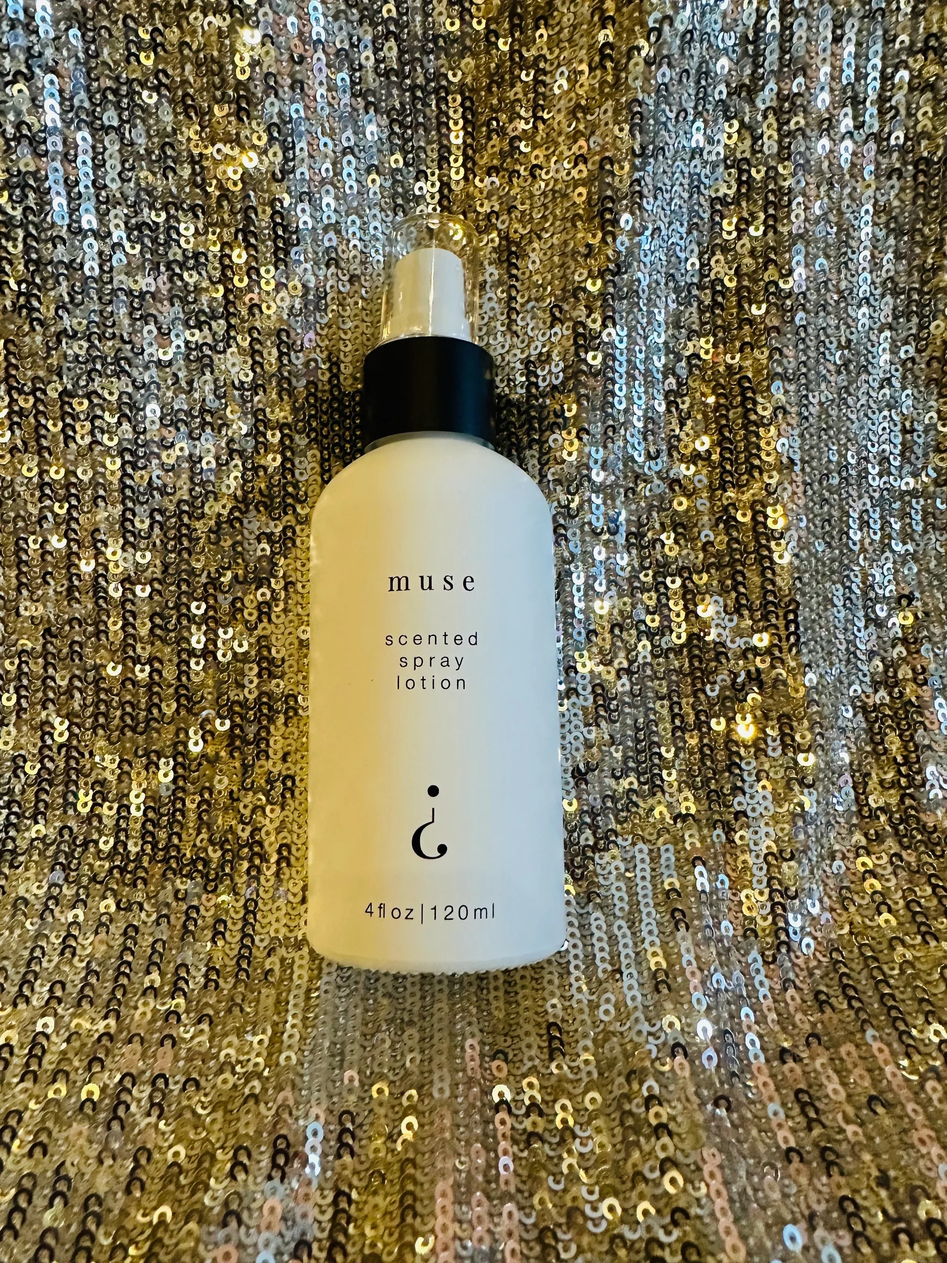 Riddle Santal Milky spray lotion