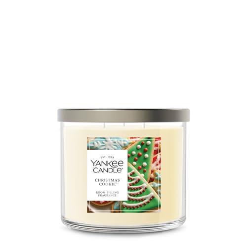 Yankee Candle Sparkling Cinnamon, Christmas Scented Candle, 22oz Large Jar with up to 150 Hour Burn Time, Giftable