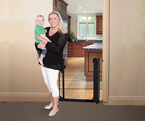 Dreambaby Chelsea Auto Close Security Gate in White Value Pack (Includes 2 Gates and 2 Extensions)