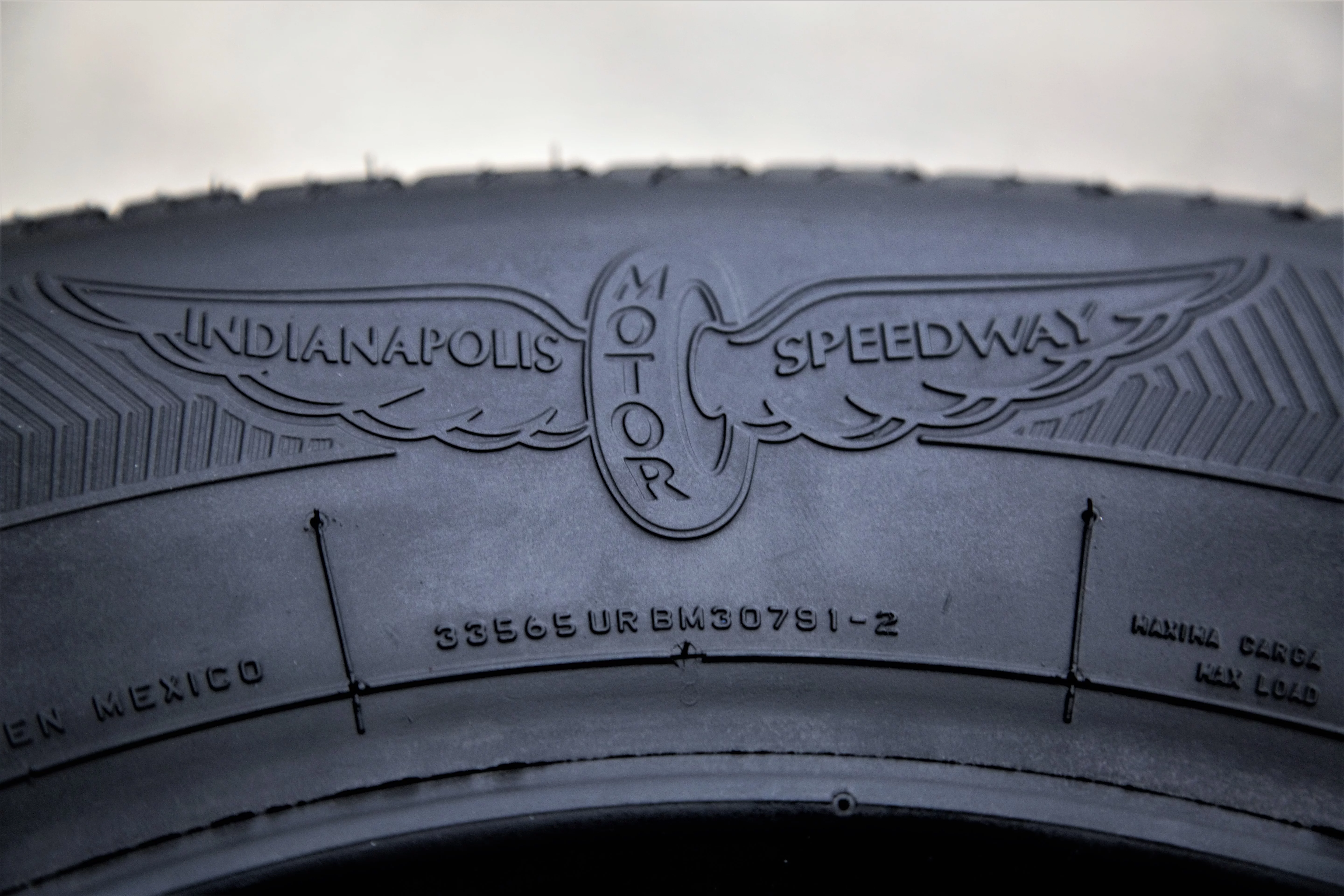 Firestone Firehawk Indy 500 275/60R15 107S SL AS All Season A/S Tire