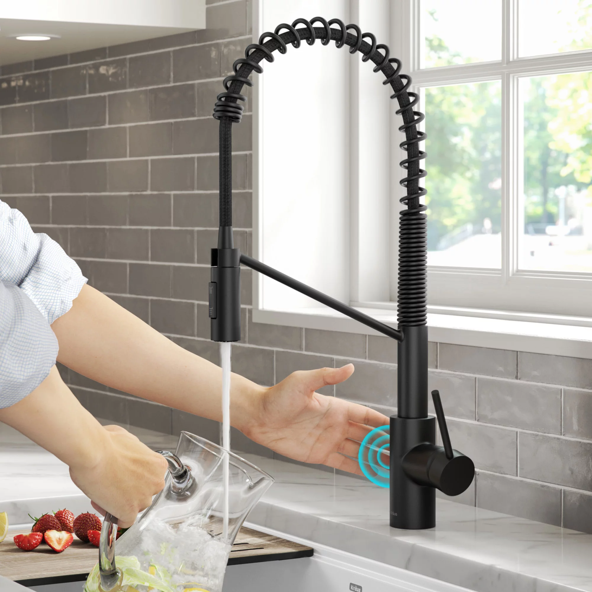 KRAUS Oletto Touchless Sensor Commercial Pull-Down Single Handle Kitchen Faucet with QuickDock Top Mount Assembly in Matte Black