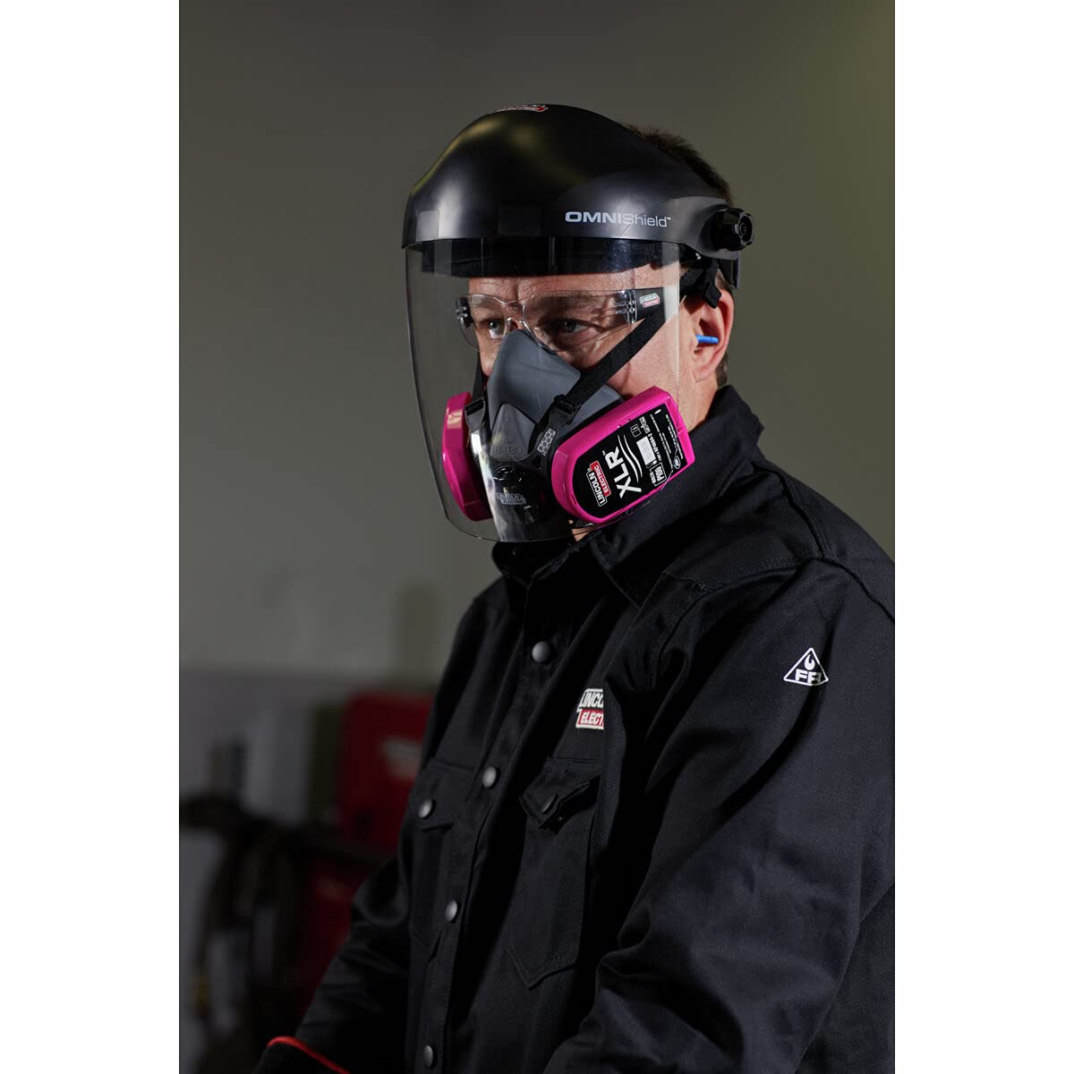 LINCOLN ELECTRIC XLR P100 Half Mask Respirator - Medium; K4683-M