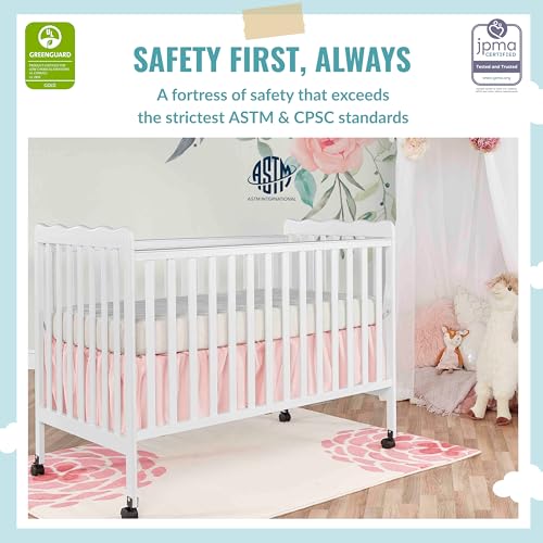 Carson Classic 3-in-1 Convertible Crib in Natural