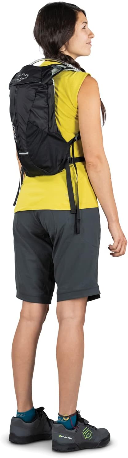 Osprey Kitsuma 7L Women's Biking Backpack with Hydraulics Reservoir, Claret Red