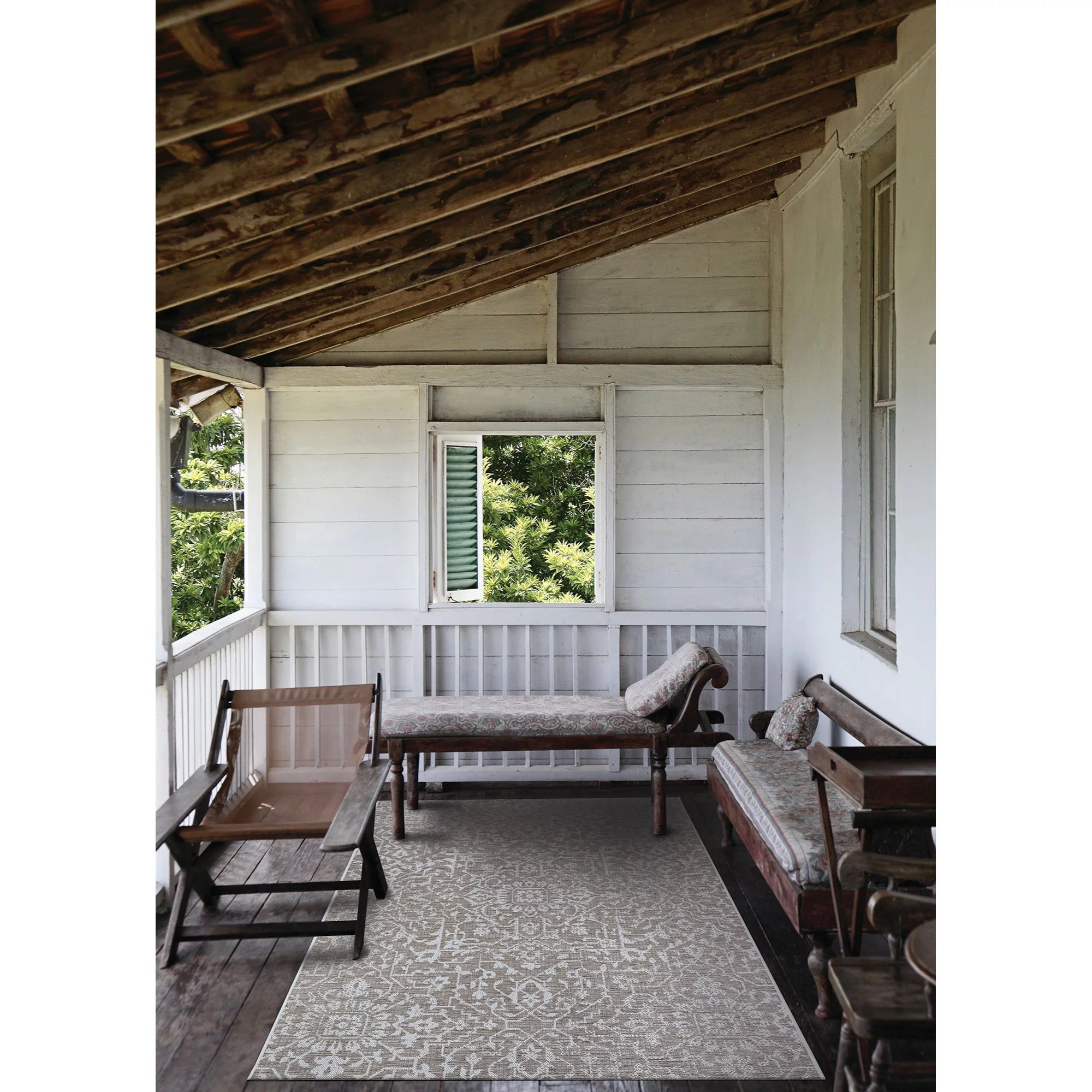 Couristan Monte Carlo Palmette Indoor/Outdoor Area Rug, 5'10