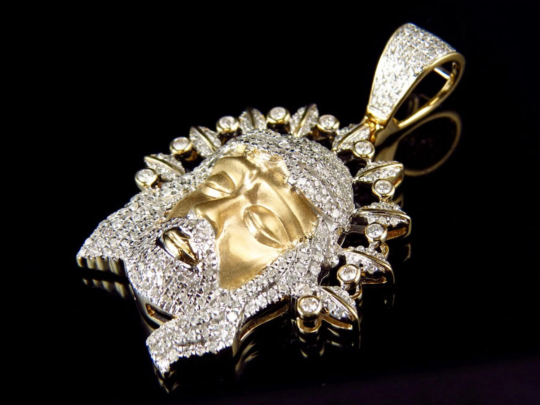 Men's Yellow Gold Jesus Face piece with Halo 1.5 Inch Diamond Pendant (1.25ct)