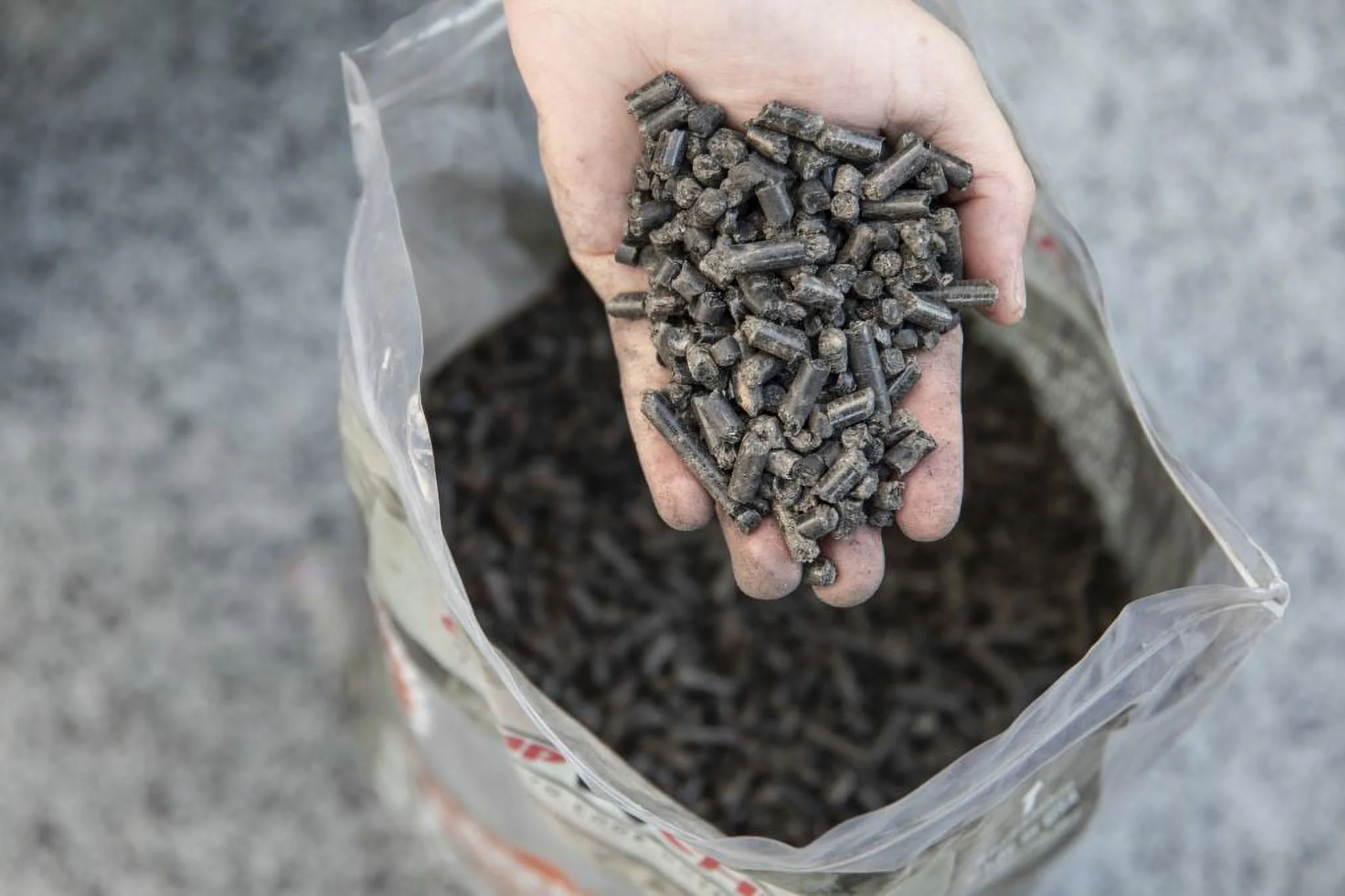 Charwood Charcoal Cherry Blend Pellets (20 lbs)