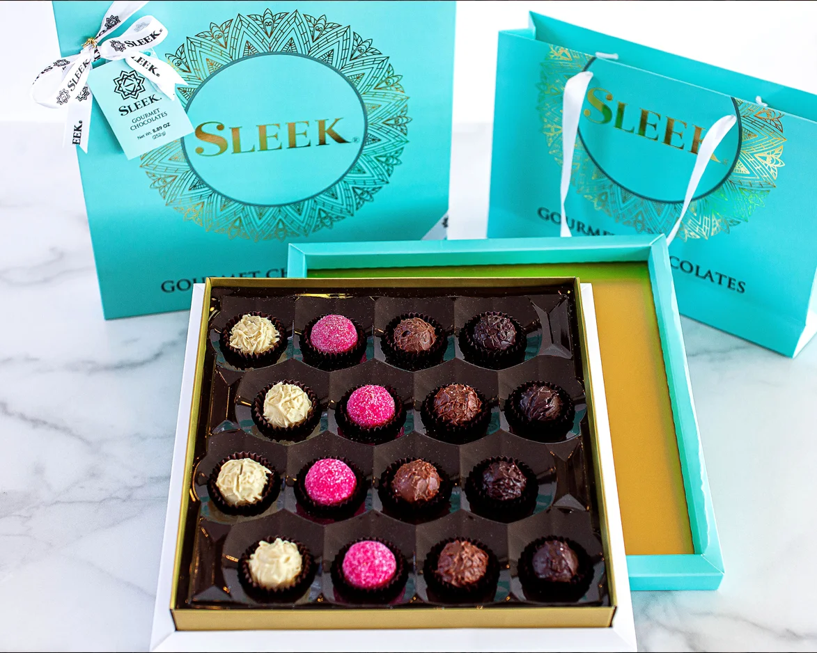 Sleek Assorted Dessert Truffle Tiffany Box, 252g