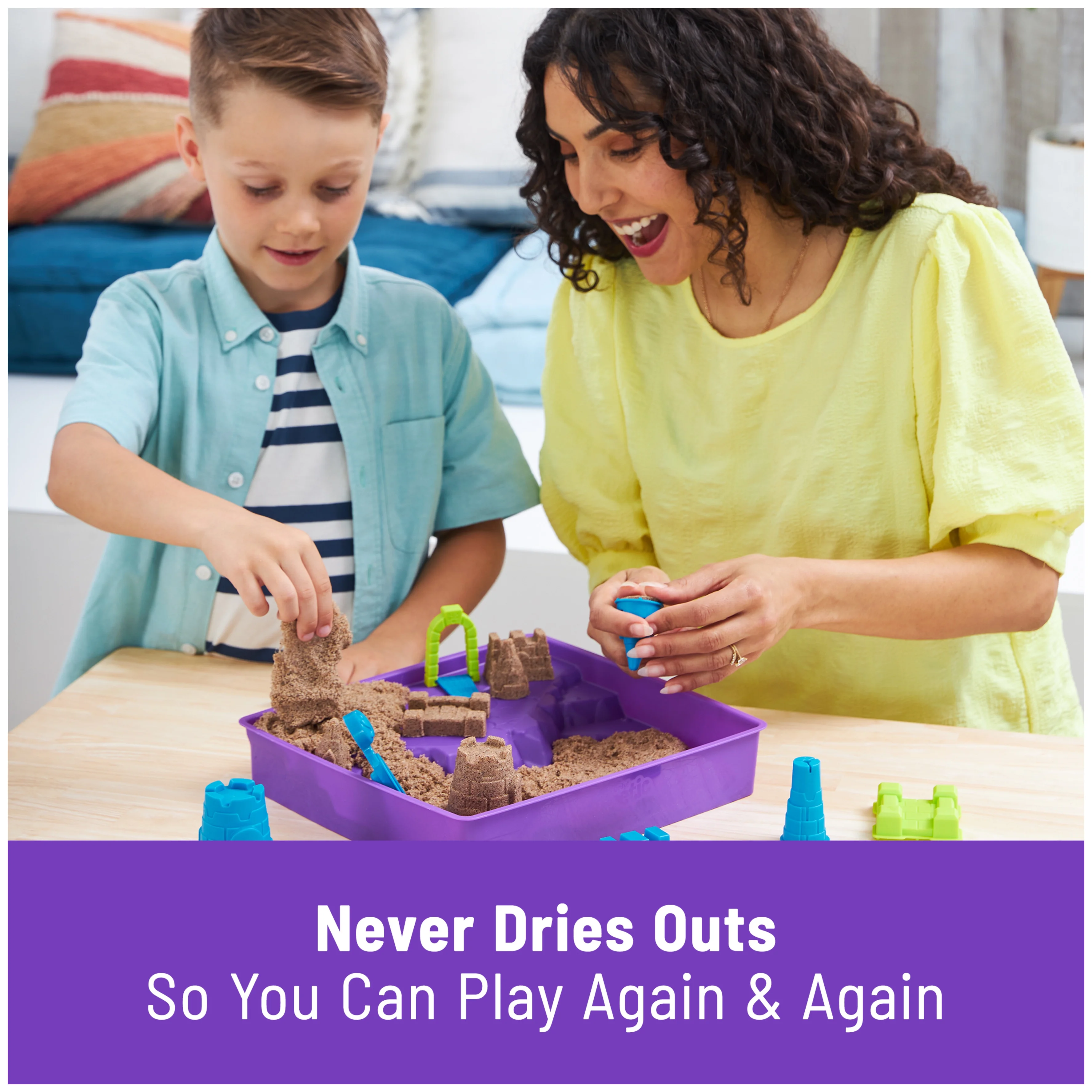 Kinetic Sand Deluxe Beach Castle Set with Molds & Tools