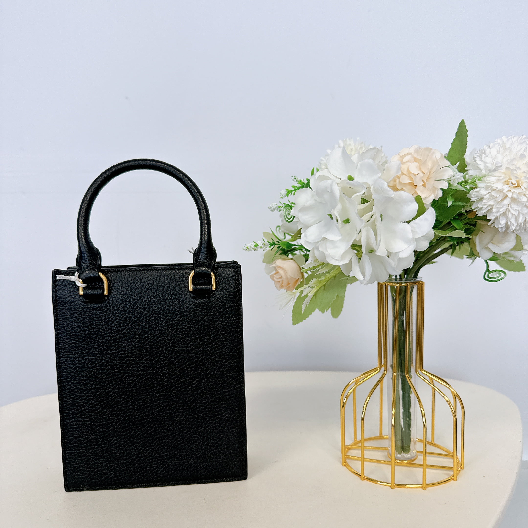 Tory Burch 138274 Outlet Plain Leather Shoulder Bags IN BLACK