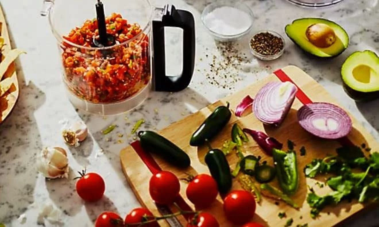 KitchenAid KFP0920QWH 9 Cup Food Processor with 3 disks, 2 blades & spatula, White