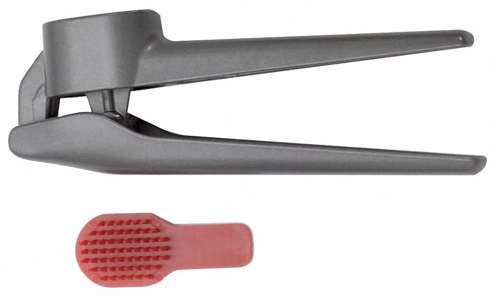 Tablecraft Garlic Press, Firm Grip E5614 E5614 ZO-G3252672