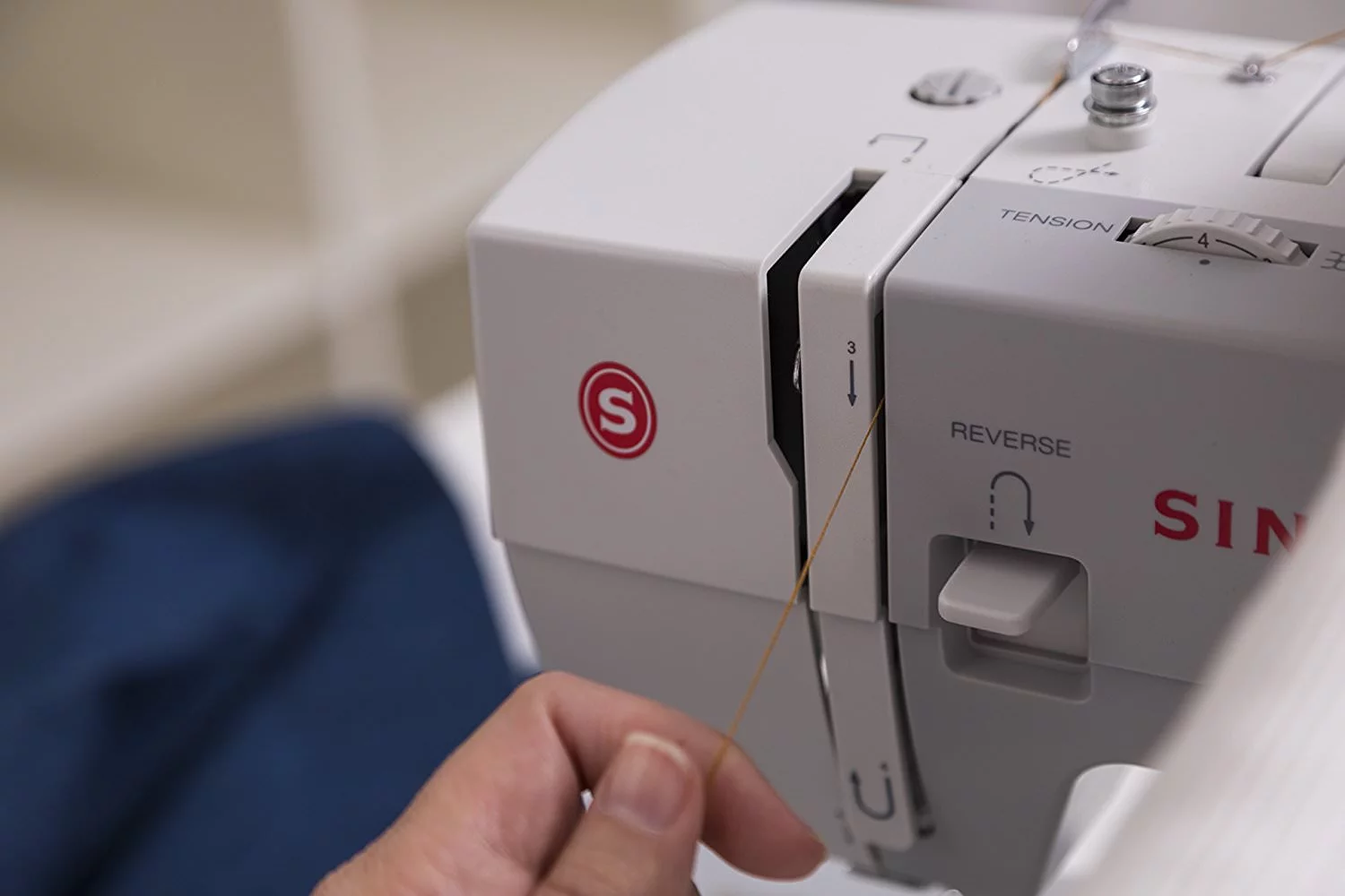 Singer? Heavy Duty 4423 Sewing Machine With 97 Stitch Applications