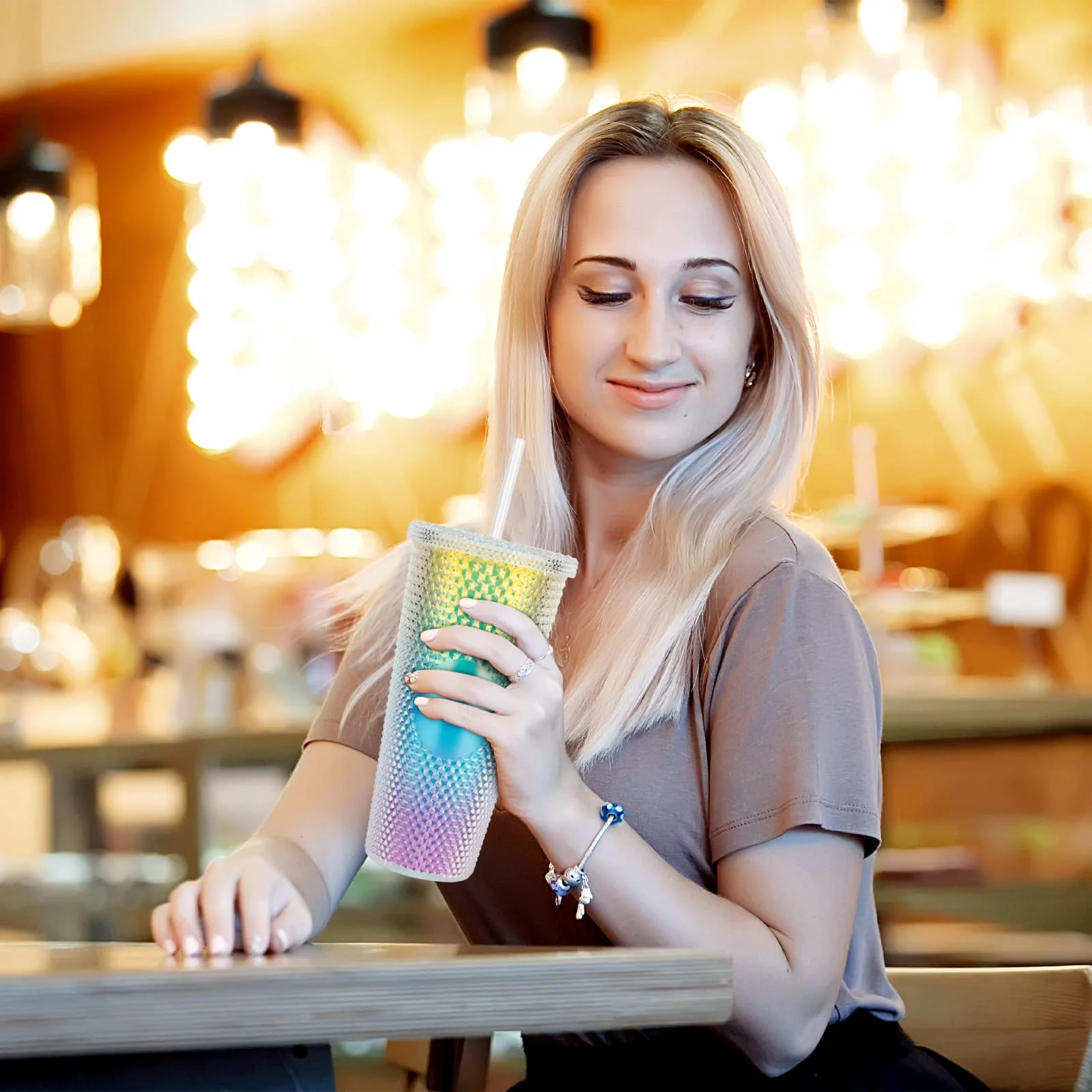 IMMEKEY Studded Tumbler with Straw, Double Walled Iridescent Travel Tumbler/Straw Cup BPA Free, 24oz Capacity (Clear Red)