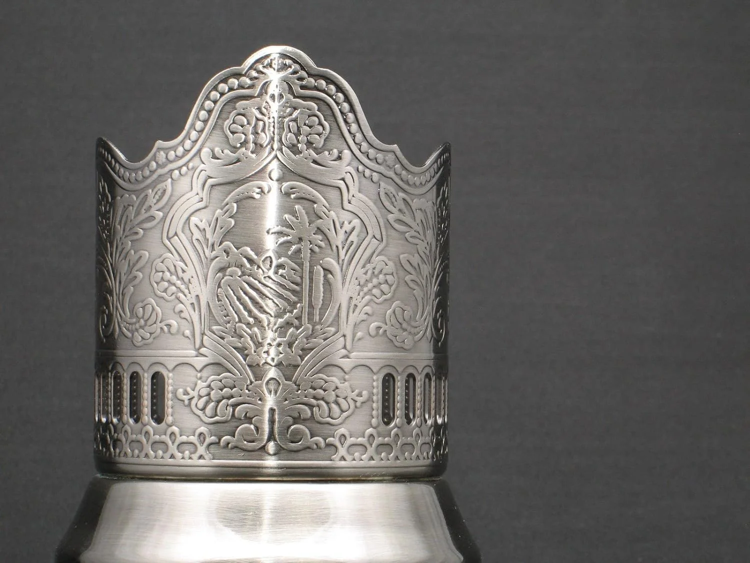 1 Russian Crystal Hot Tea Glass 8.5 Oz & 1 Metal Glass Holder Podstakannik