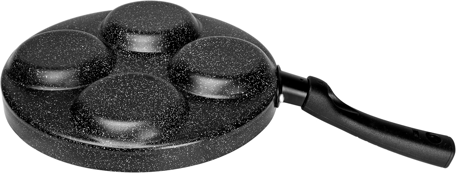 MyLifeUNIT Egg Frying Pan, 4-Cup Nonstick Fried Egg Pan, Aluminum Egg Cooker Pan with Lid and Spatula