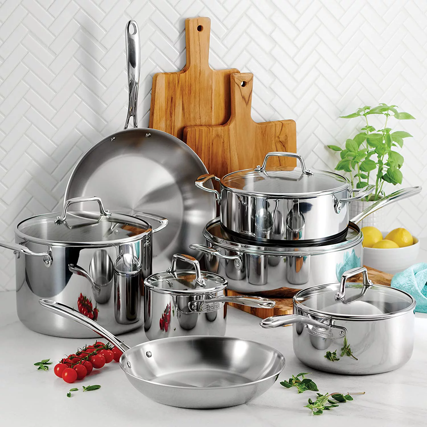 Excellent en Stainless Steel Tri-Ply Clad 12-Piece Cookware Set  Glass Lids  80116/1012DS
