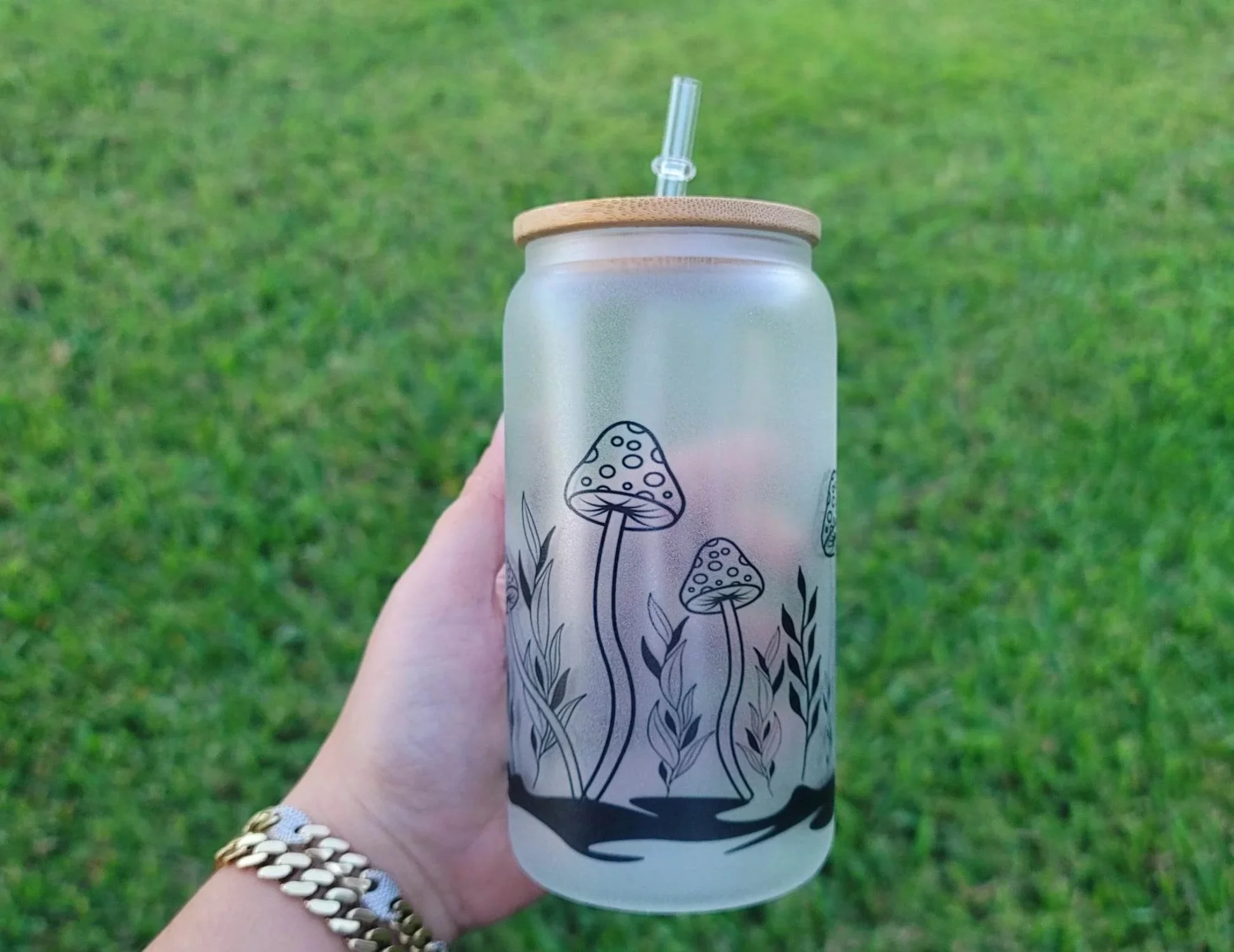 Mushroom Glow in dark UV Activated Glow Beer Can Glass