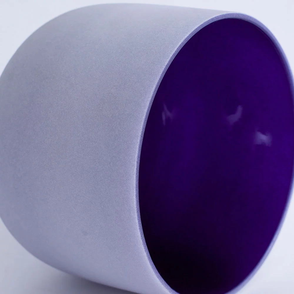 432 Hz A 3rd Eye Chakra Indigo Quartz Frosted Crystal Singing Bowl 8 inch + Case Bag