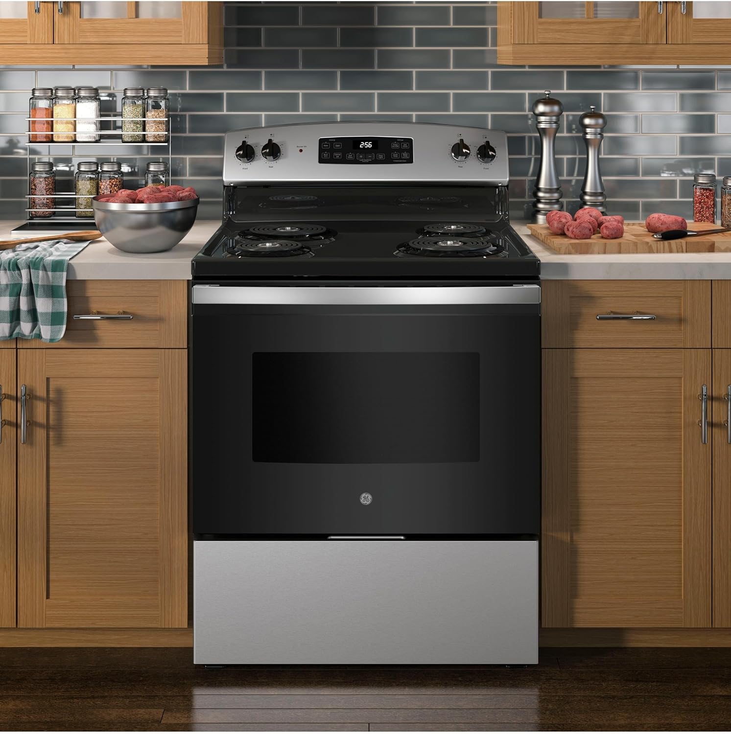 GE JB256RTSS 5.0 Cu. Ft. Free-Standing Electric Range