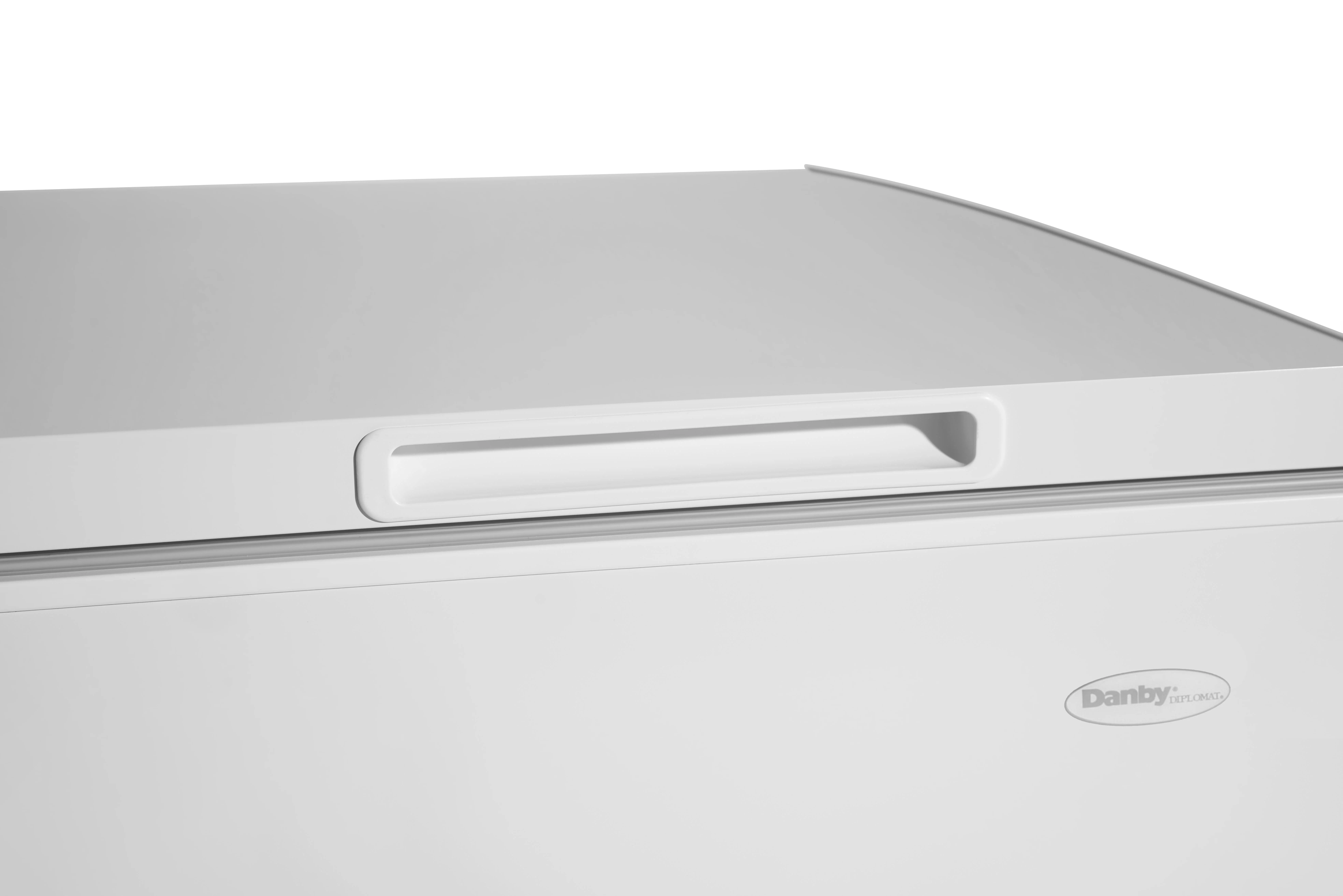 Danby DCF035A6WM 3.5 cu. ft. Square Model Chest Freezer DOE