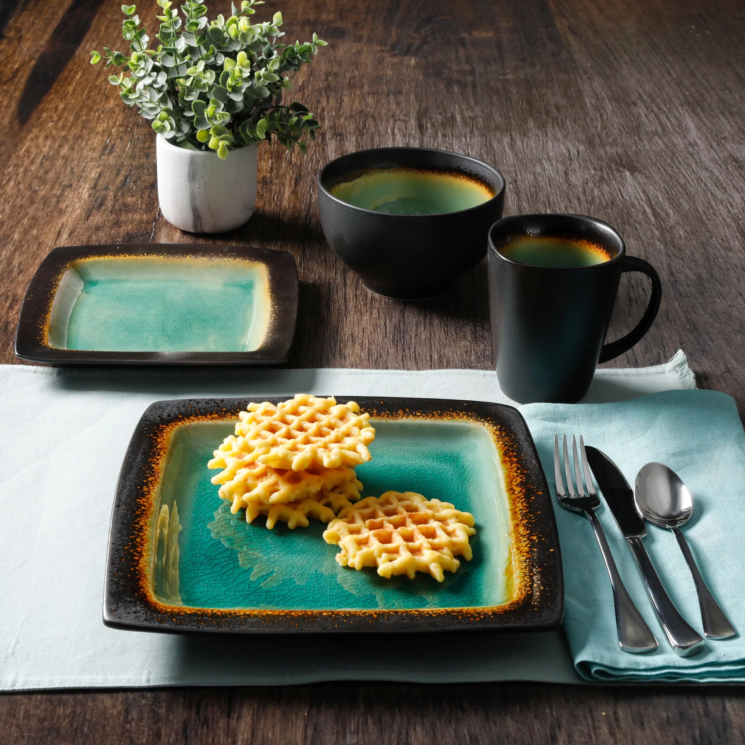 Gibson Home Ocean Oasis 16-Piece Dinnerware Set, Turquoise