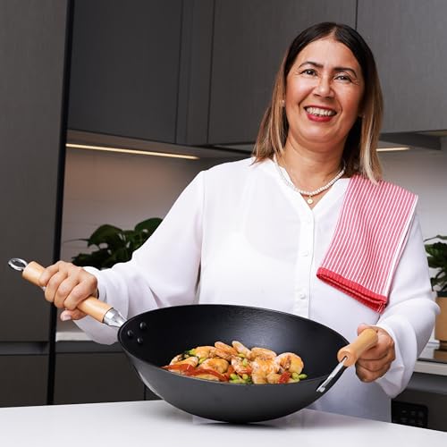 JOYCE CHEN Professional Series 14-Inch Cast Iron Wok with Maple Handle