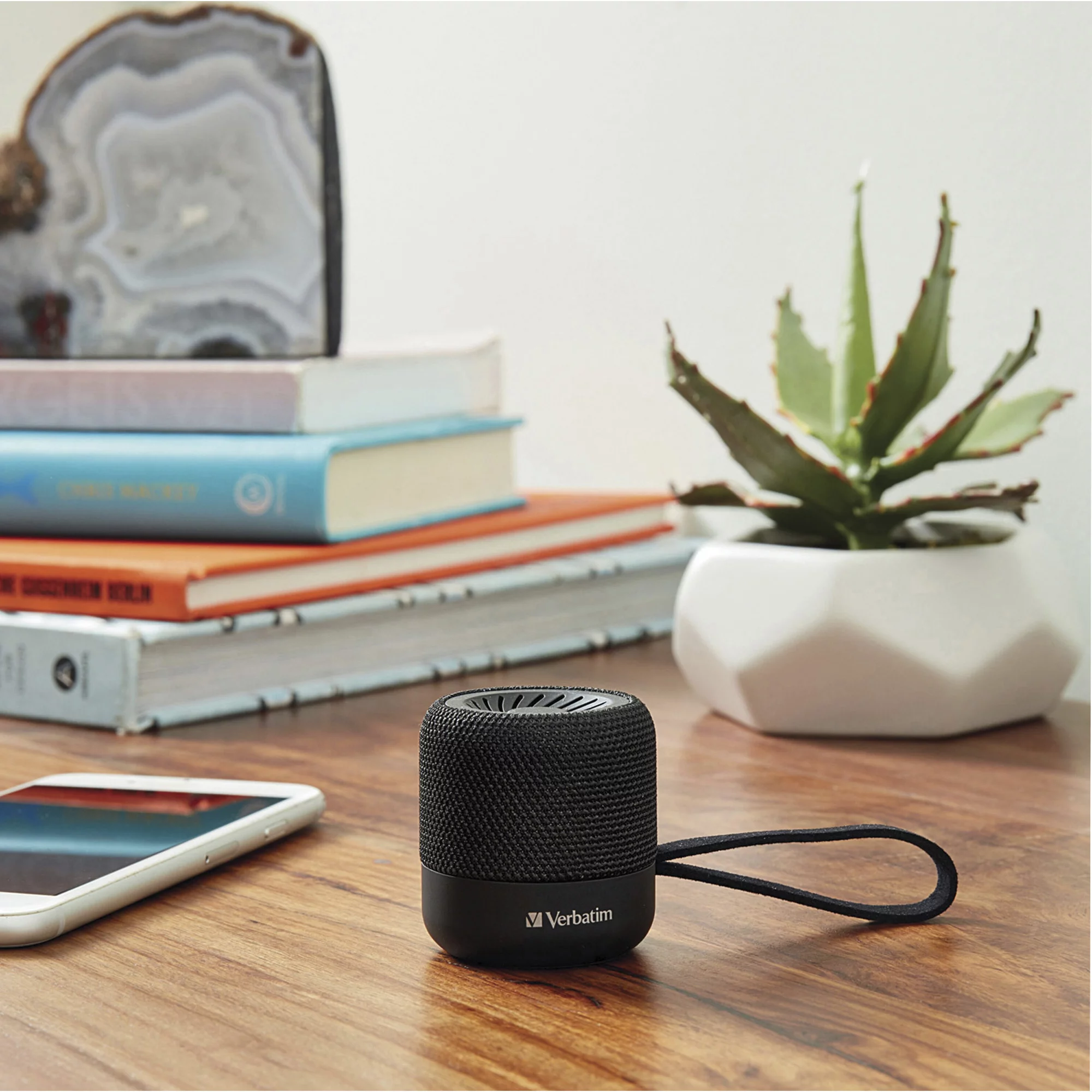 Verbatim Portable Bluetooth Speaker System - Black